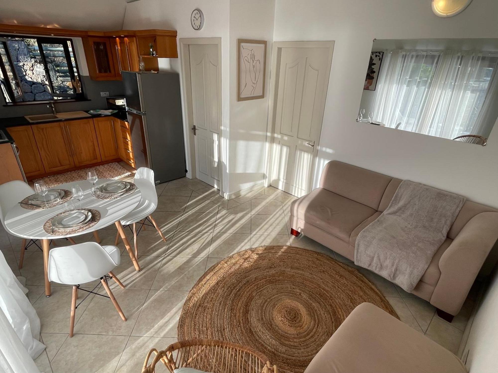 Sunset View Apartment Riviere Noire Bagian luar foto